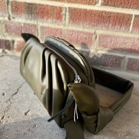 Luxe Knot Bag - Picture 6 of 11